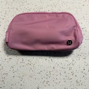 Lululemon 1L Beltbag